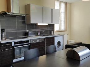 Appartement La Bourboule, 3 pièces, 6 personnes - FR-1-667-2